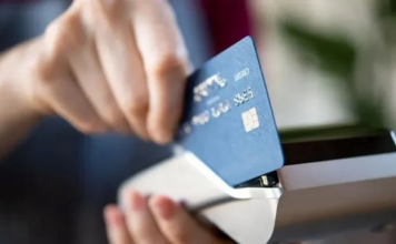 ECONOMÍA – Los consumos con tarjeta financiados en dólares crecieron 17,2% en diciembre 2025