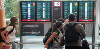 ECONOMÍA – Cayó el turismo al exterior: en enero viajaron 163.200 argentinos menos fuera del país que un año atrás