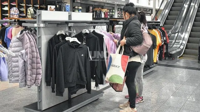 ECONOMÍA – Comercio santafesino: seis de cada diez negocios no lograron ganarle a la inflación en marzo